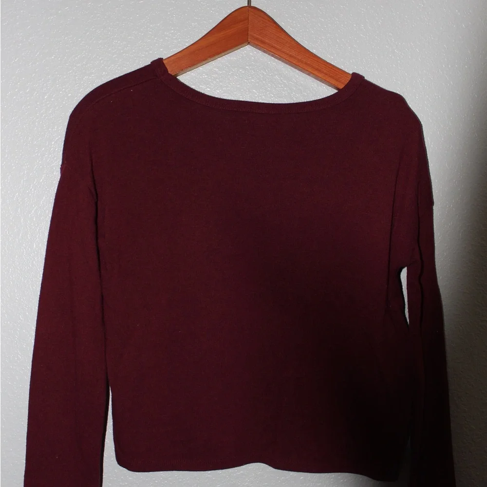 Sweater - Picture 4 of 4